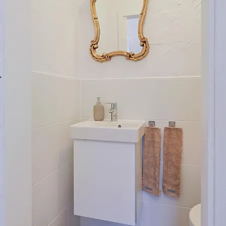 Jagdhaus Zu Amtern Calla