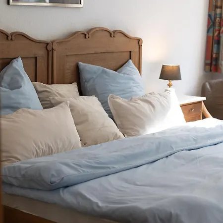 Jagdhaus Zu Amtern Calla